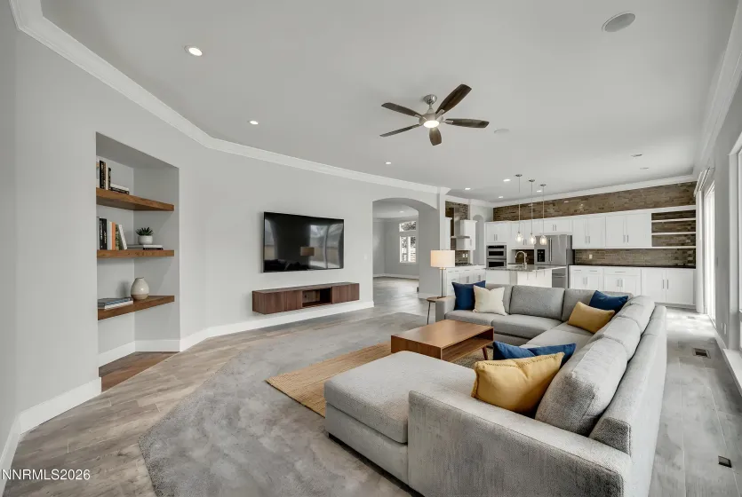 2426 Firenze, Sparks, Nevada 89434, 4 Bedrooms Bedrooms, ,2 BathroomsBathrooms,Residential,Residential,Firenze,260003781