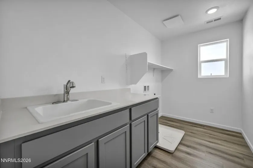 725 Kess, Reno, Nevada 89506, 3 Bedrooms Bedrooms, ,3 BathroomsBathrooms,Residential,Residential,Kess,260004318