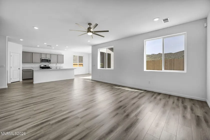 725 Kess, Reno, Nevada 89506, 3 Bedrooms Bedrooms, ,3 BathroomsBathrooms,Residential,Residential,Kess,260004318