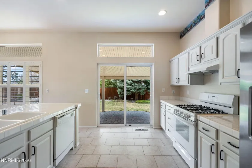 7829 Cangrejo, Sparks, Nevada 89436, 3 Bedrooms Bedrooms, ,2 BathroomsBathrooms,Residential,Residential,Cangrejo,260004320