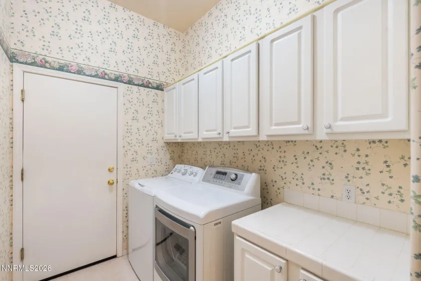 7829 Cangrejo, Sparks, Nevada 89436, 3 Bedrooms Bedrooms, ,2 BathroomsBathrooms,Residential,Residential,Cangrejo,260004320