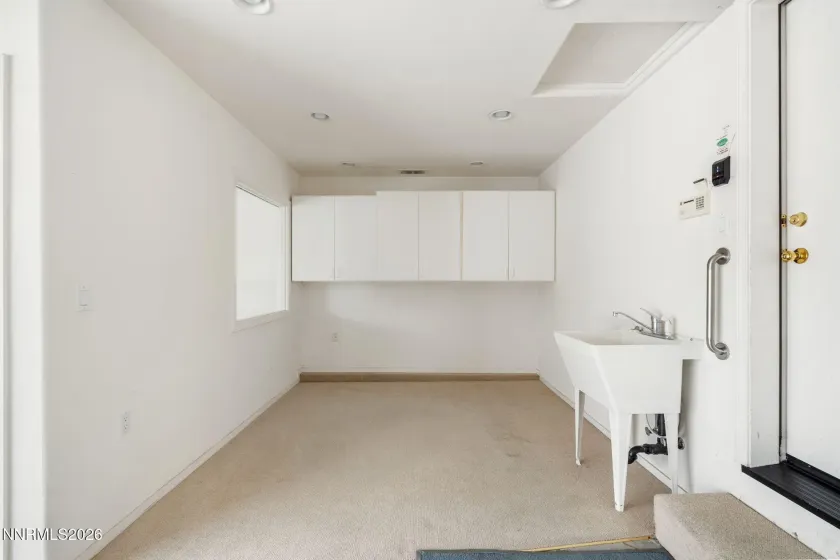 7829 Cangrejo, Sparks, Nevada 89436, 3 Bedrooms Bedrooms, ,2 BathroomsBathrooms,Residential,Residential,Cangrejo,260004320