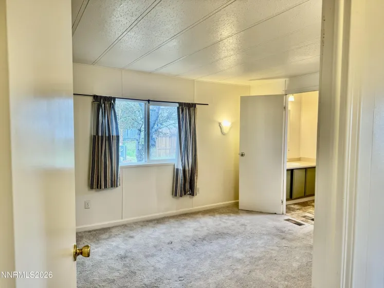 6305 Blackwood, Sun Valley, Nevada 89433, 2 Bedrooms Bedrooms, ,2 BathroomsBathrooms,Residential,Residential,Blackwood,260004323