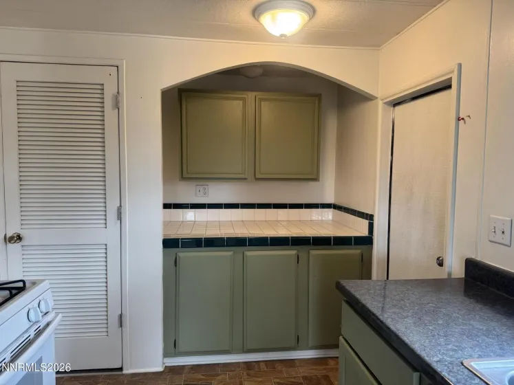 6305 Blackwood, Sun Valley, Nevada 89433, 2 Bedrooms Bedrooms, ,2 BathroomsBathrooms,Residential,Residential,Blackwood,260004323