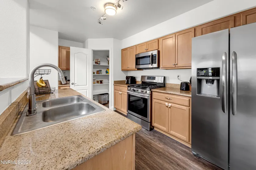 17000 Wedge, Reno, Nevada 89511, 1 Bedroom Bedrooms, ,1 BathroomBathrooms,Residential,Residential,Wedge,260004326