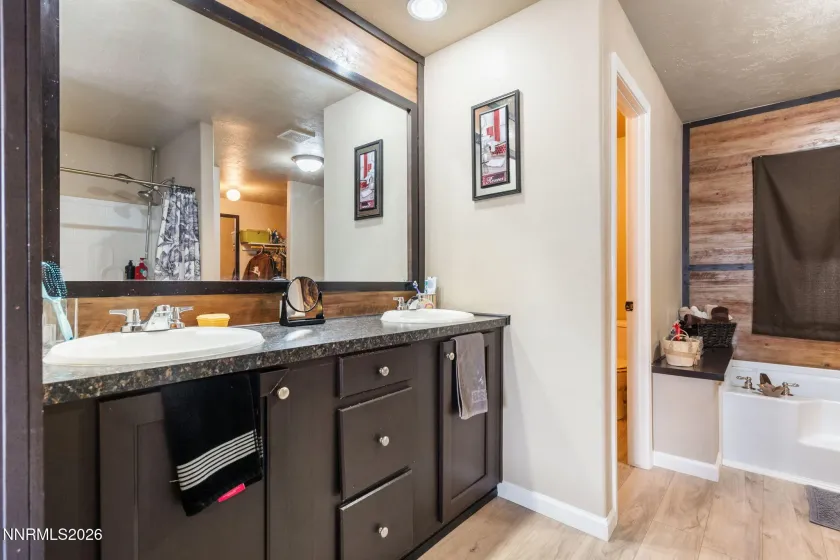 5495 Navajo, Stagecoach, Nevada 89429, 4 Bedrooms Bedrooms, ,2 BathroomsBathrooms,Residential,Residential,Navajo,260004330