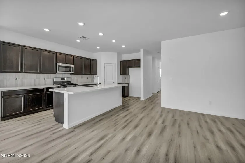 8500 Wicket, Reno, Nevada 89506, 4 Bedrooms Bedrooms, ,3 BathroomsBathrooms,Residential,Residential,Wicket,260004332