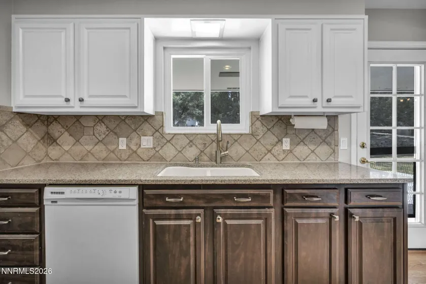 14190 Rim Rock, Reno, Nevada 89521, 3 Bedrooms Bedrooms, ,2 BathroomsBathrooms,Residential,Residential,Rim Rock,260004331