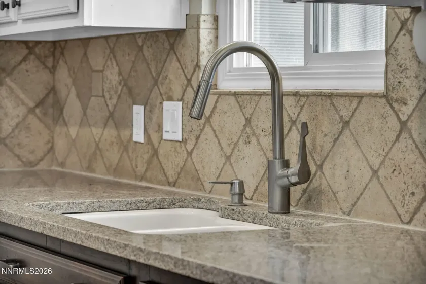 14190 Rim Rock, Reno, Nevada 89521, 3 Bedrooms Bedrooms, ,2 BathroomsBathrooms,Residential,Residential,Rim Rock,260004331