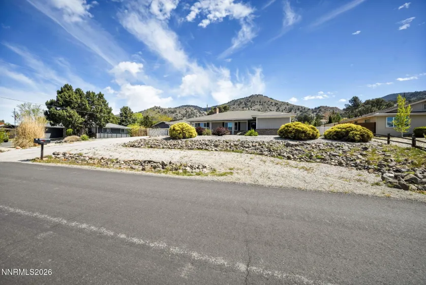 14190 Rim Rock, Reno, Nevada 89521, 3 Bedrooms Bedrooms, ,2 BathroomsBathrooms,Residential,Residential,Rim Rock,260004331