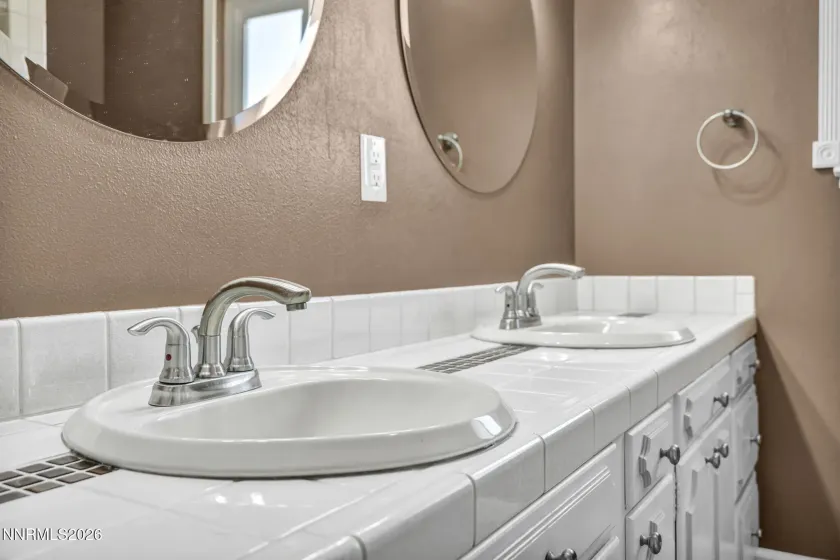 14190 Rim Rock, Reno, Nevada 89521, 3 Bedrooms Bedrooms, ,2 BathroomsBathrooms,Residential,Residential,Rim Rock,260004331