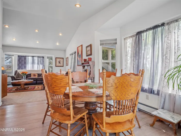 319 NV-208, Yerington, Nevada 89447, 3 Bedrooms Bedrooms, ,2 BathroomsBathrooms,Residential,Residential,NV-208,260004333