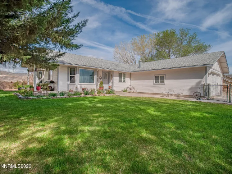 319 NV-208, Yerington, Nevada 89447, 3 Bedrooms Bedrooms, ,2 BathroomsBathrooms,Residential,Residential,NV-208,260004333