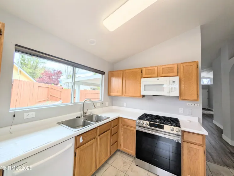 1093 Daphne, Minden, Nevada 89423, 2 Bedrooms Bedrooms, ,2 BathroomsBathrooms,Residential,Residential,Daphne,260004297