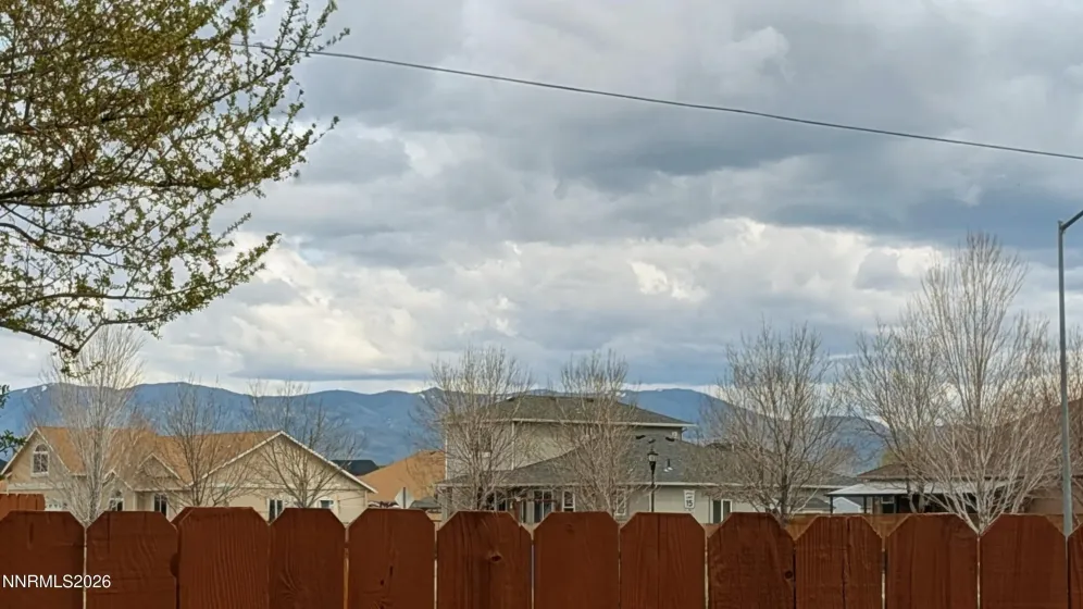 1093 Daphne, Minden, Nevada 89423, 2 Bedrooms Bedrooms, ,2 BathroomsBathrooms,Residential,Residential,Daphne,260004297