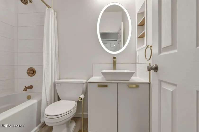 1120 Greenwich, Reno, Nevada 89519, 3 Bedrooms Bedrooms, ,3 BathroomsBathrooms,Residential,Residential,Greenwich,260004319