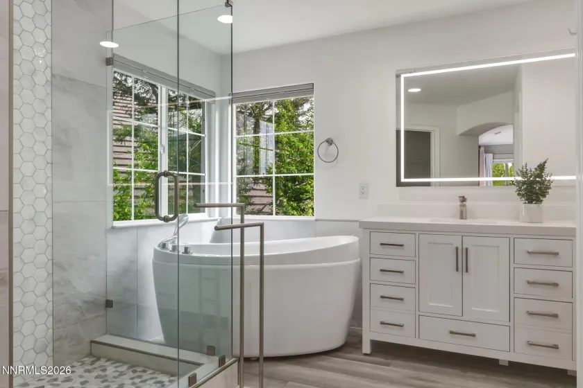 1120 Greenwich, Reno, Nevada 89519, 3 Bedrooms Bedrooms, ,3 BathroomsBathrooms,Residential,Residential,Greenwich,260004319