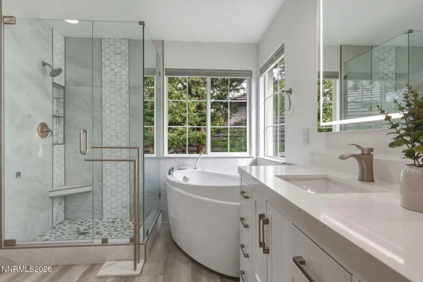 1120 Greenwich, Reno, Nevada 89519, 3 Bedrooms Bedrooms, ,3 BathroomsBathrooms,Residential,Residential,Greenwich,260004319