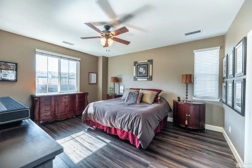 2084 Whitecliff, Reno, Nevada 89521, 5 Bedrooms Bedrooms, ,3 BathroomsBathrooms,Residential,Residential,Whitecliff,260004335