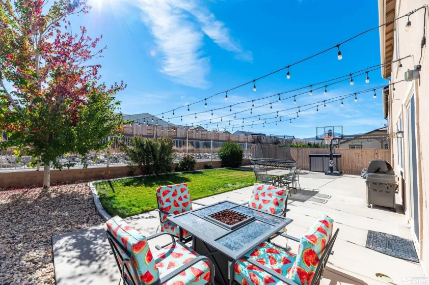 2084 Whitecliff, Reno, Nevada 89521, 5 Bedrooms Bedrooms, ,3 BathroomsBathrooms,Residential,Residential,Whitecliff,260004335