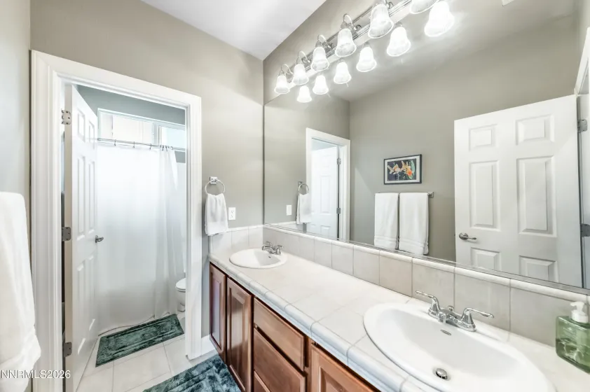 5865 Slate, Reno, Nevada 89523, 4 Bedrooms Bedrooms, ,3 BathroomsBathrooms,Residential,Residential,Slate,260004336