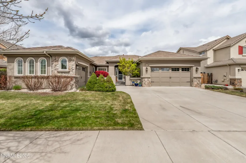 5865 Slate, Reno, Nevada 89523, 4 Bedrooms Bedrooms, ,3 BathroomsBathrooms,Residential,Residential,Slate,260004336