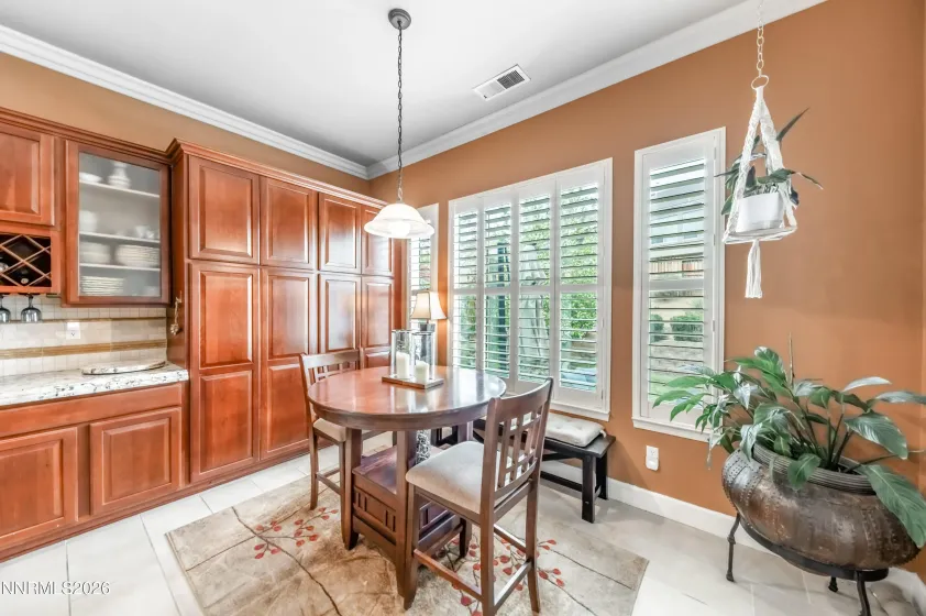 5865 Slate, Reno, Nevada 89523, 4 Bedrooms Bedrooms, ,3 BathroomsBathrooms,Residential,Residential,Slate,260004336