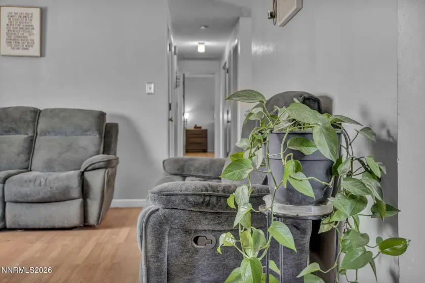 3811 Deodar, Silver Springs, Nevada 89429, 3 Bedrooms Bedrooms, ,2 BathroomsBathrooms,Residential,Residential,Deodar,260004342