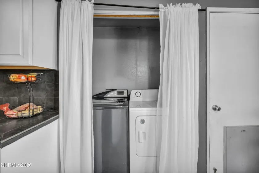 3811 Deodar, Silver Springs, Nevada 89429, 3 Bedrooms Bedrooms, ,2 BathroomsBathrooms,Residential,Residential,Deodar,260004342