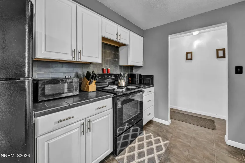 3811 Deodar, Silver Springs, Nevada 89429, 3 Bedrooms Bedrooms, ,2 BathroomsBathrooms,Residential,Residential,Deodar,260004342