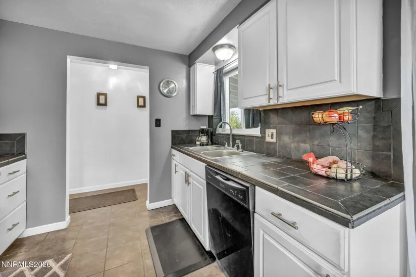 3811 Deodar, Silver Springs, Nevada 89429, 3 Bedrooms Bedrooms, ,2 BathroomsBathrooms,Residential,Residential,Deodar,260004342