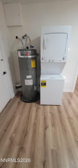 969 Riverview, Gardnerville, Nevada 89460, 3 Bedrooms Bedrooms, ,2 BathroomsBathrooms,Residential,Residential,Riverview,260004343