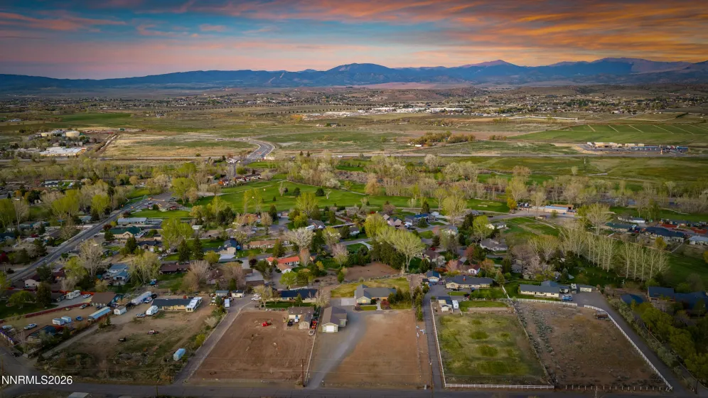 969 Riverview, Gardnerville, Nevada 89460, 3 Bedrooms Bedrooms, ,2 BathroomsBathrooms,Residential,Residential,Riverview,260004343