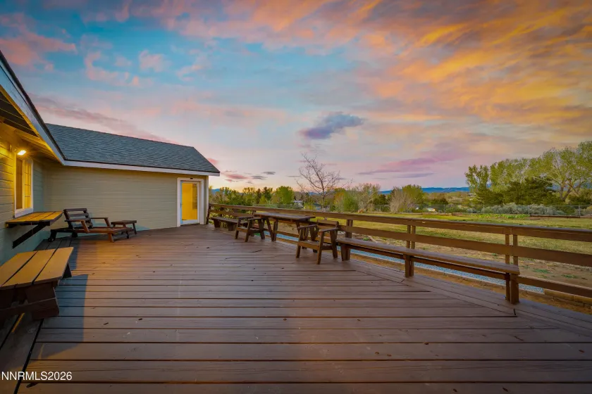 969 Riverview, Gardnerville, Nevada 89460, 3 Bedrooms Bedrooms, ,2 BathroomsBathrooms,Residential,Residential,Riverview,260004343