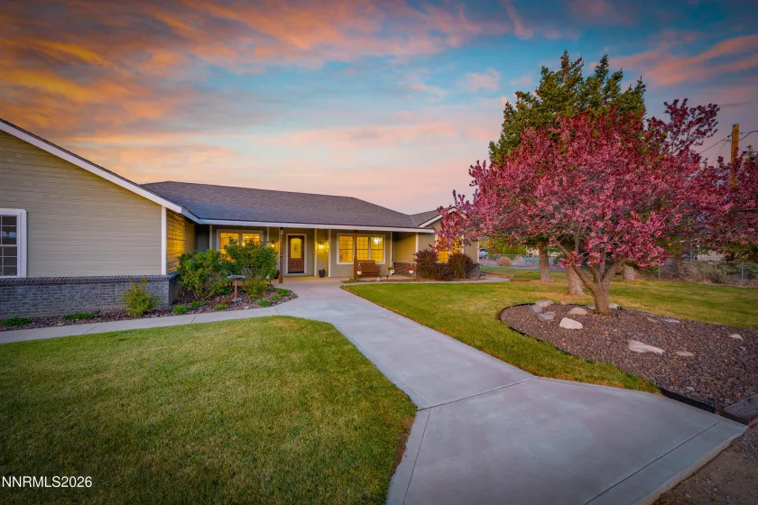 969 Riverview, Gardnerville, Nevada 89460, 3 Bedrooms Bedrooms, ,2 BathroomsBathrooms,Residential,Residential,Riverview,260004343