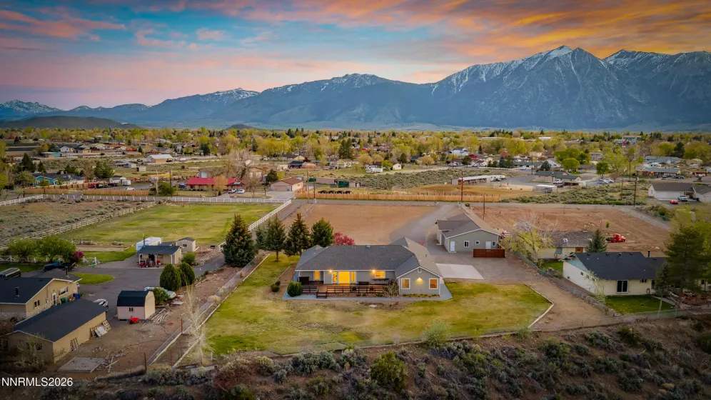 969 Riverview, Gardnerville, Nevada 89460, 3 Bedrooms Bedrooms, ,2 BathroomsBathrooms,Residential,Residential,Riverview,260004343