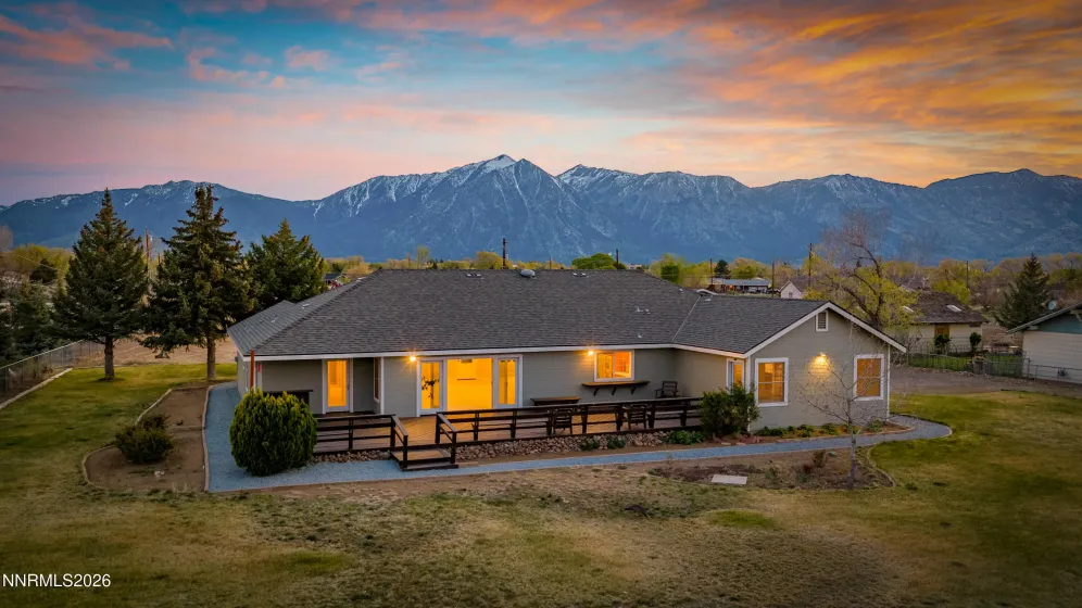 969 Riverview, Gardnerville, Nevada 89460, 3 Bedrooms Bedrooms, ,2 BathroomsBathrooms,Residential,Residential,Riverview,260004343