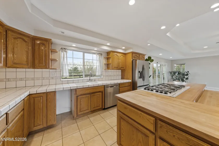 969 Riverview, Gardnerville, Nevada 89460, 3 Bedrooms Bedrooms, ,2 BathroomsBathrooms,Residential,Residential,Riverview,260004343