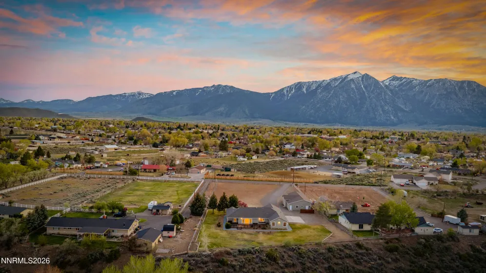 969 Riverview, Gardnerville, Nevada 89460, 3 Bedrooms Bedrooms, ,2 BathroomsBathrooms,Residential,Residential,Riverview,260004343