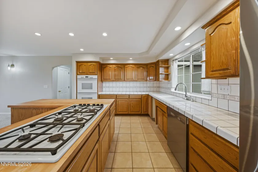 969 Riverview, Gardnerville, Nevada 89460, 3 Bedrooms Bedrooms, ,2 BathroomsBathrooms,Residential,Residential,Riverview,260004343