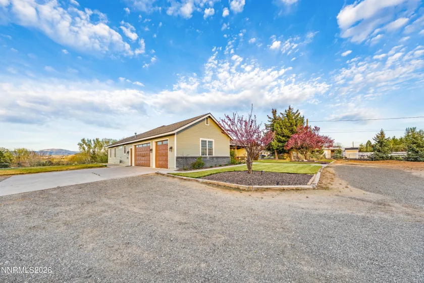 969 Riverview, Gardnerville, Nevada 89460, 3 Bedrooms Bedrooms, ,2 BathroomsBathrooms,Residential,Residential,Riverview,260004343