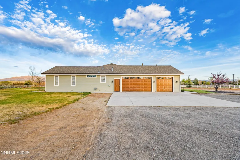 969 Riverview, Gardnerville, Nevada 89460, 3 Bedrooms Bedrooms, ,2 BathroomsBathrooms,Residential,Residential,Riverview,260004343