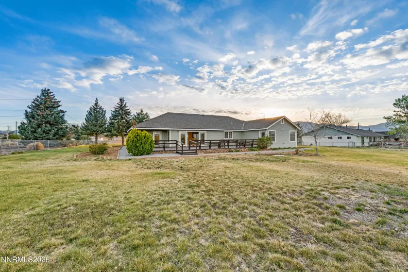 969 Riverview, Gardnerville, Nevada 89460, 3 Bedrooms Bedrooms, ,2 BathroomsBathrooms,Residential,Residential,Riverview,260004343