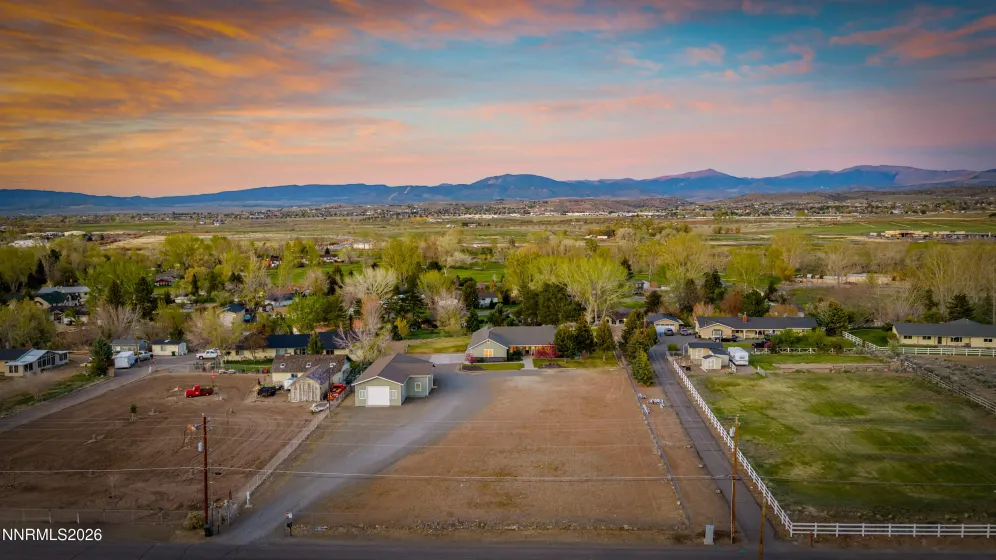 969 Riverview, Gardnerville, Nevada 89460, 3 Bedrooms Bedrooms, ,2 BathroomsBathrooms,Residential,Residential,Riverview,260004343