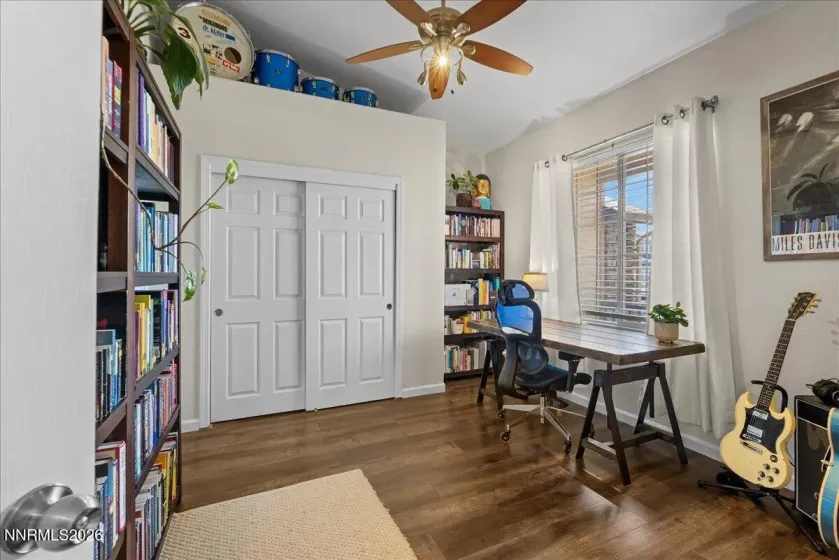 3215 Mirador, Sparks, Nevada 89436, 3 Bedrooms Bedrooms, ,3 BathroomsBathrooms,Residential,Residential,Mirador,260004353