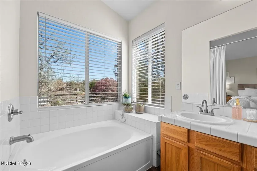 3215 Mirador, Sparks, Nevada 89436, 3 Bedrooms Bedrooms, ,3 BathroomsBathrooms,Residential,Residential,Mirador,260004353