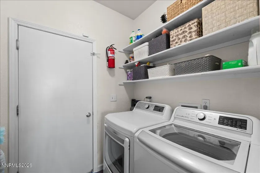 3215 Mirador, Sparks, Nevada 89436, 3 Bedrooms Bedrooms, ,3 BathroomsBathrooms,Residential,Residential,Mirador,260004353