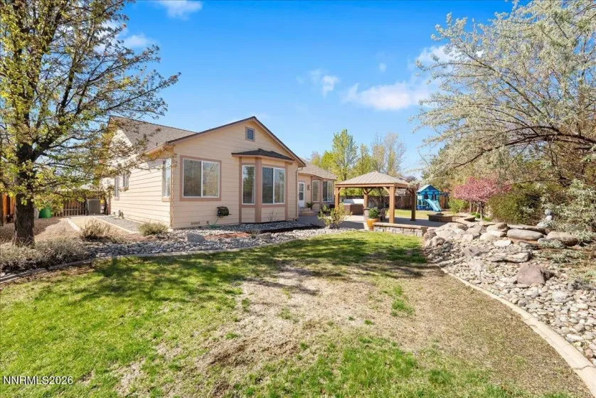 3215 Mirador, Sparks, Nevada 89436, 3 Bedrooms Bedrooms, ,3 BathroomsBathrooms,Residential,Residential,Mirador,260004353