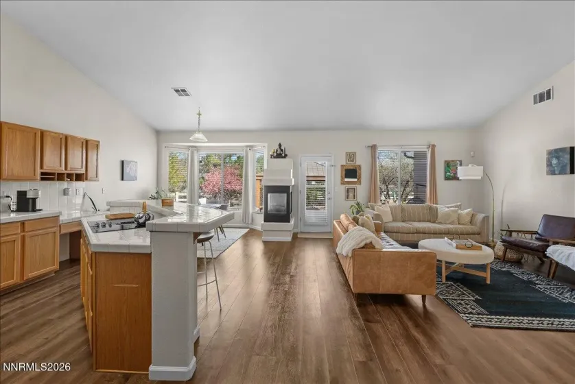 3215 Mirador, Sparks, Nevada 89436, 3 Bedrooms Bedrooms, ,3 BathroomsBathrooms,Residential,Residential,Mirador,260004353