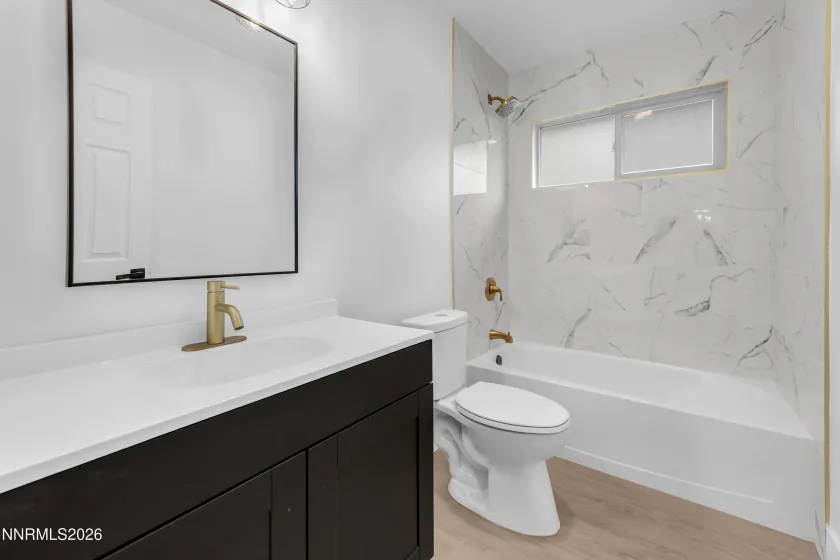 1001 Kings, Reno, Nevada 89503, 2 Bedrooms Bedrooms, ,2 BathroomsBathrooms,Residential,Residential,Kings,260004358